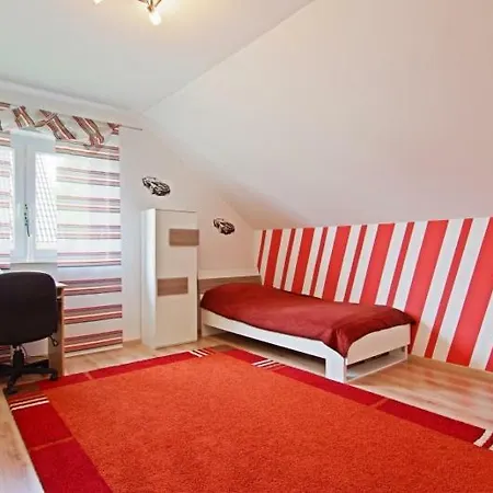 Private Homestay *